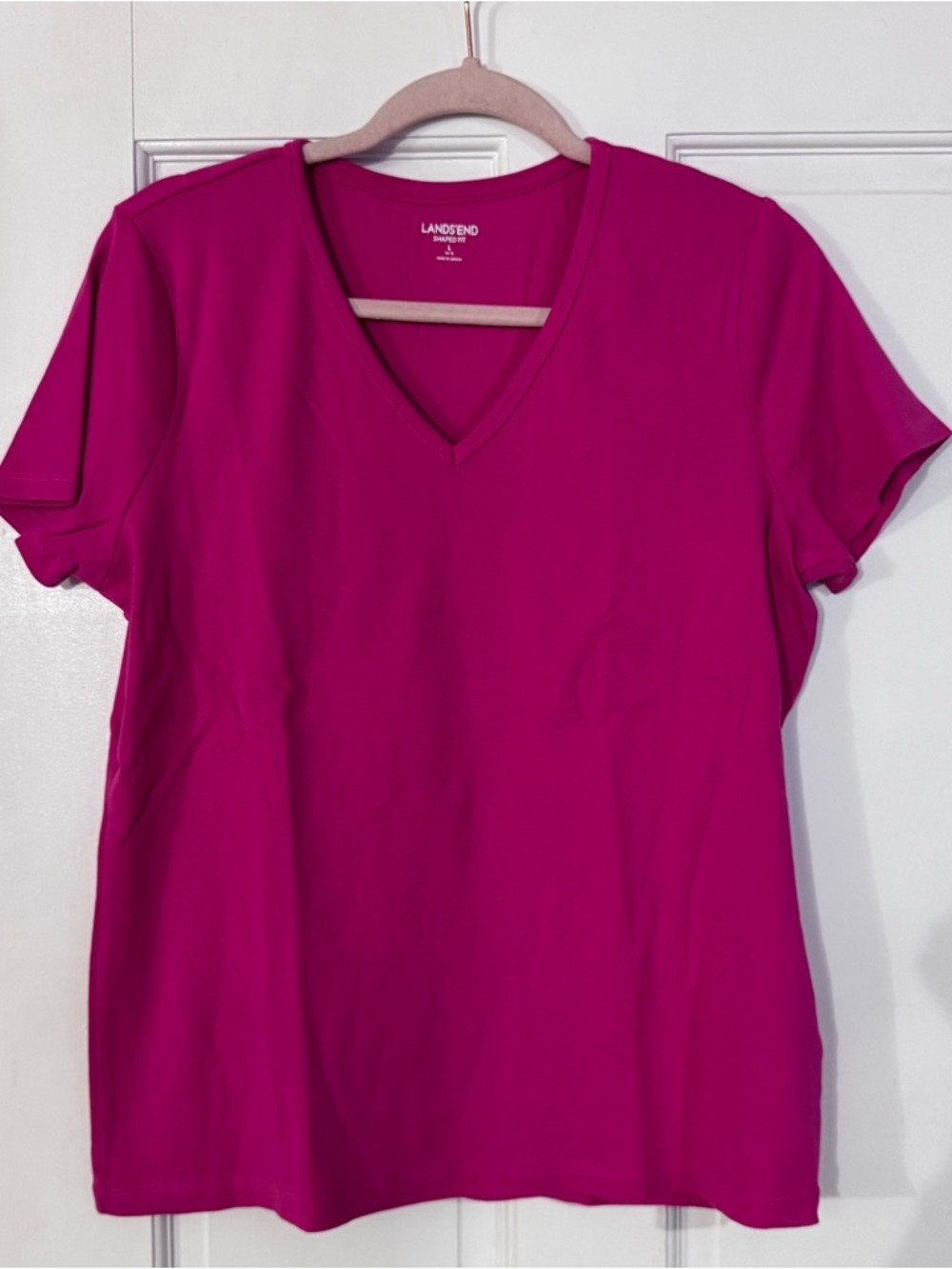 Lands' End Women's V-Neck T-Shirt in Fuchsia Large